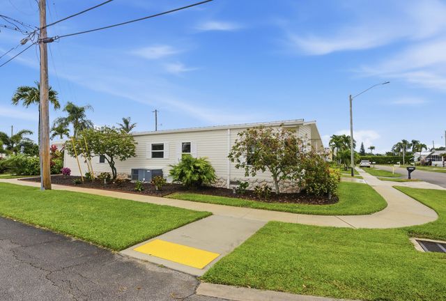 4069 Mission Bell Drive, Boynton Beach, FL 33436