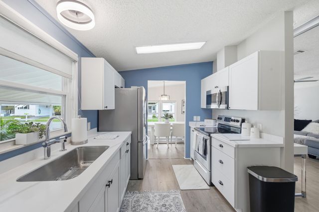 4069 Mission Bell Drive, Boynton Beach, FL 33436