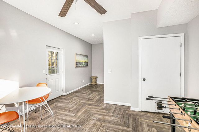 824 Pleasant Street, Grand Ledge, MI 48837