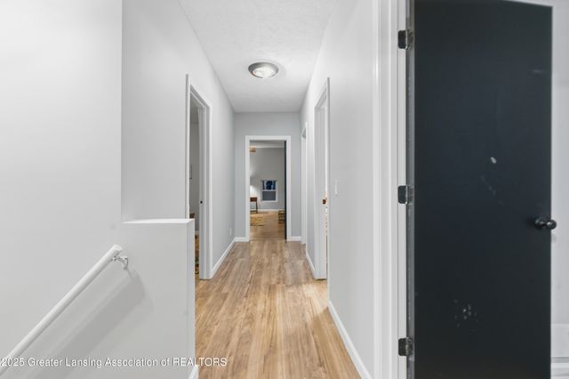 824 Pleasant Street, Grand Ledge, MI 48837