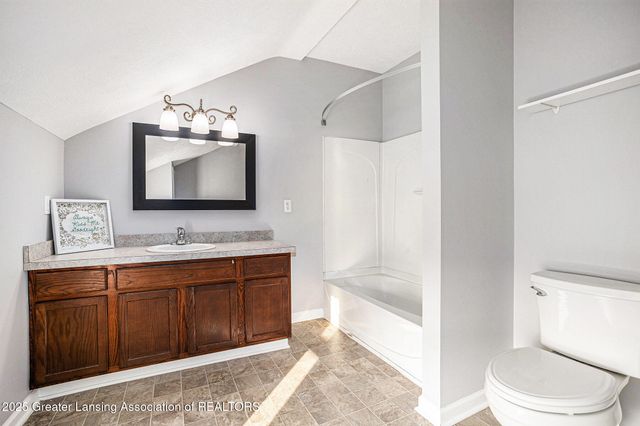 824 Pleasant Street, Grand Ledge, MI 48837