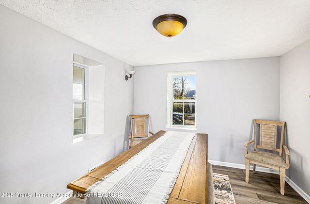 824 Pleasant Street, Grand Ledge, MI 48837