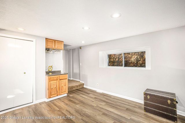 824 Pleasant Street, Grand Ledge, MI 48837