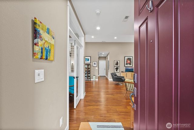 14317 Knoll Park Drive E, Bonney Lake, WA 98391