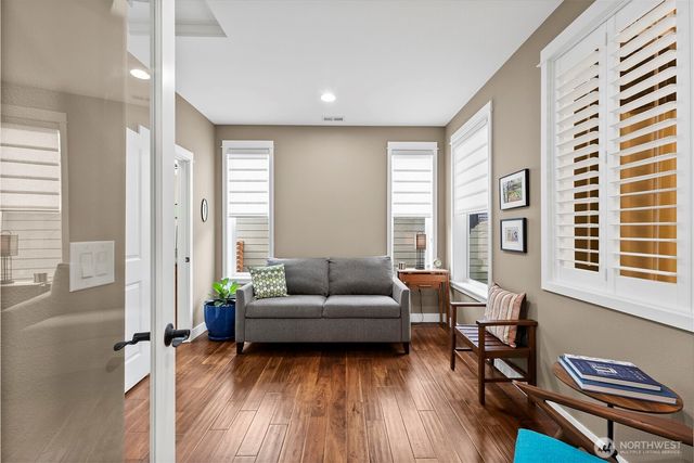 14317 Knoll Park Drive E, Bonney Lake, WA 98391