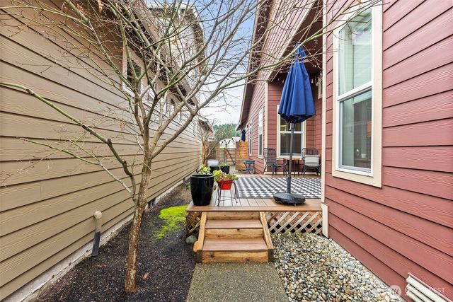 14317 Knoll Park Drive E, Bonney Lake, WA 98391