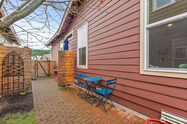 14317 Knoll Park Drive E, Bonney Lake, WA 98391