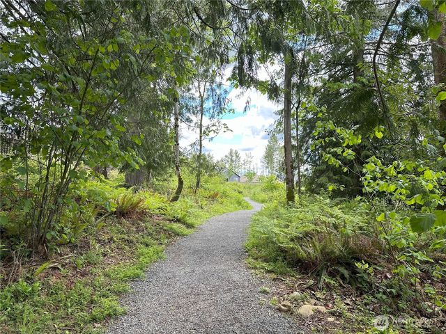 14317 Knoll Park Drive E, Bonney Lake, WA 98391