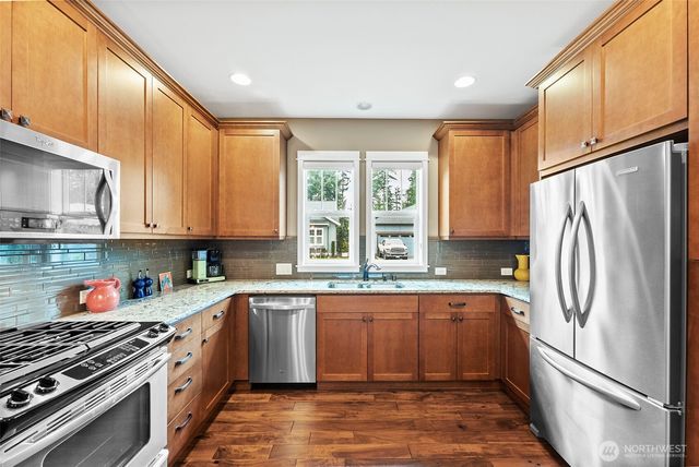 14317 Knoll Park Drive E, Bonney Lake, WA 98391