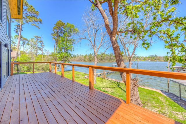 760 Northwood Drive, Point Blank, TX 77364