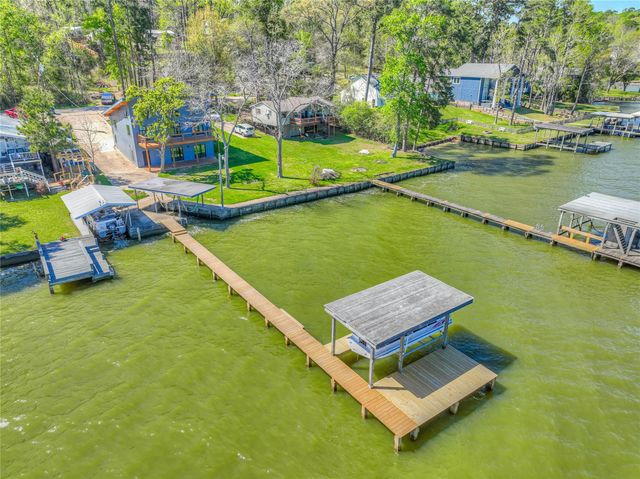 760 Northwood Drive, Point Blank, TX 77364