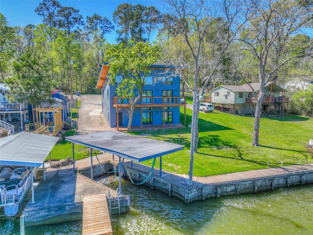760 Northwood Drive, Point Blank, TX 77364