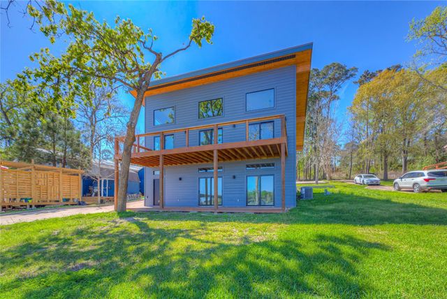 760 Northwood Drive, Point Blank, TX 77364