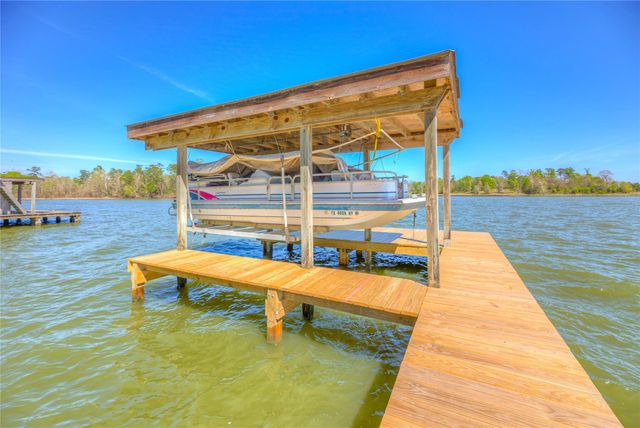 760 Northwood Drive, Point Blank, TX 77364