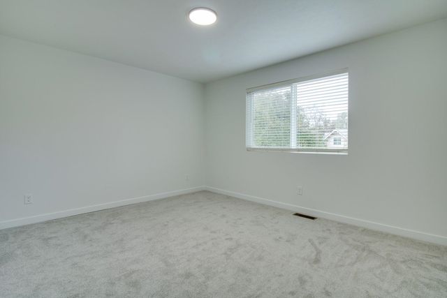 2720 E Hartson Ave, Spokane, WA 99202