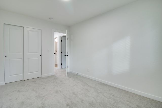 2720 E Hartson Ave, Spokane, WA 99202
