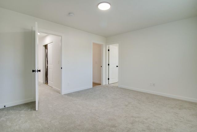 2720 E Hartson Ave, Spokane, WA 99202
