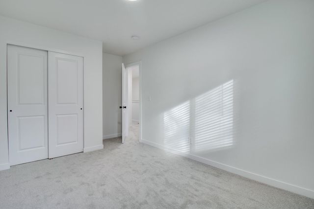 2720 E Hartson Ave, Spokane, WA 99202