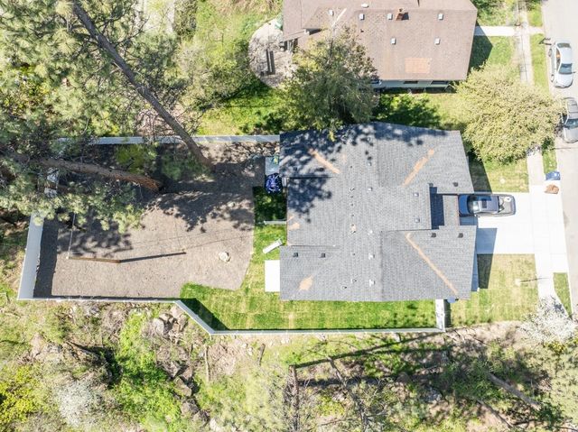 2720 E Hartson Ave, Spokane, WA 99202