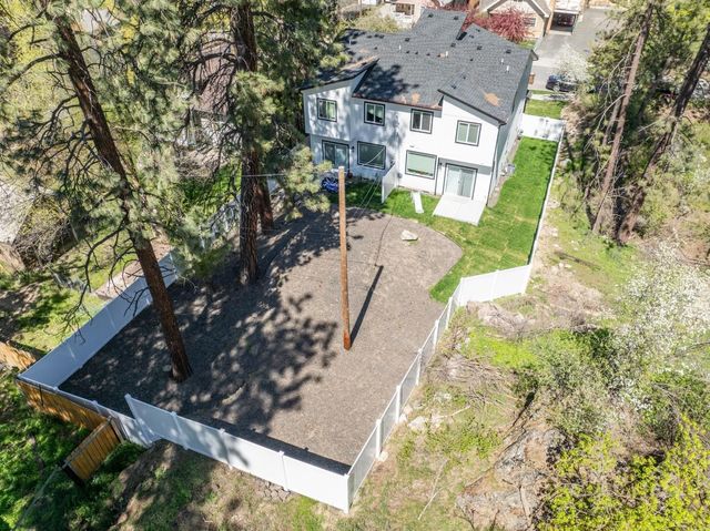 2720 E Hartson Ave, Spokane, WA 99202