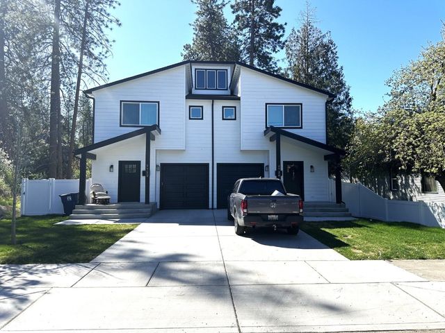 2720 E Hartson Ave, Spokane, WA 99202