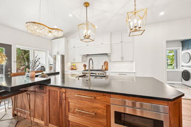2500 Wexford Court, New Brighton, MN 55112