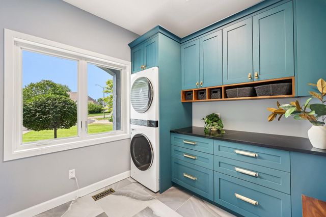 2500 Wexford Court, New Brighton, MN 55112