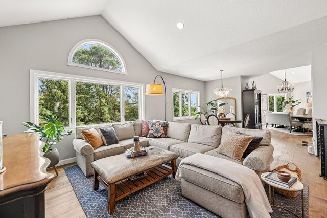 2500 Wexford Court, New Brighton, MN 55112