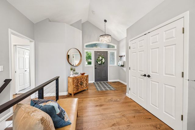2500 Wexford Court, New Brighton, MN 55112