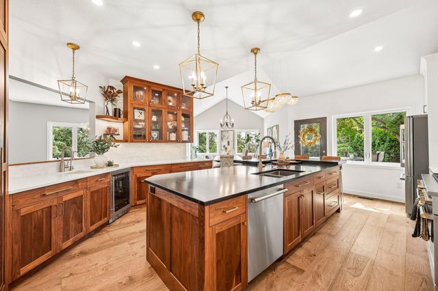2500 Wexford Court, New Brighton, MN 55112