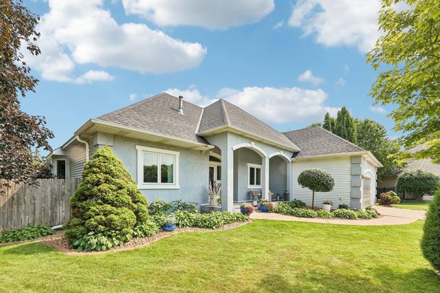 2500 Wexford Court, New Brighton, MN 55112