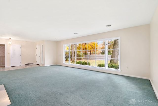 440 S Broadmoor Boulevard, Springfield, OH 45504