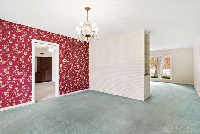 440 S Broadmoor Boulevard, Springfield, OH 45504