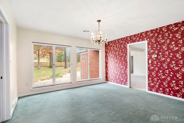 440 S Broadmoor Boulevard, Springfield, OH 45504