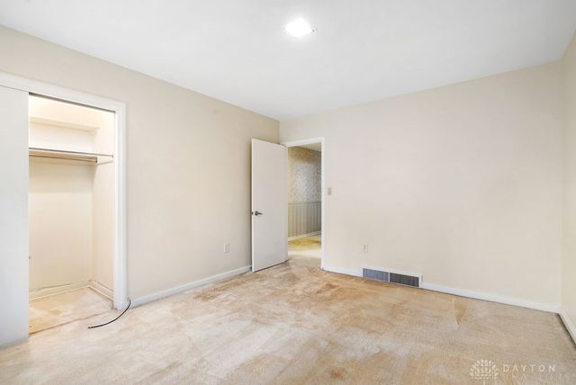 440 S Broadmoor Boulevard, Springfield, OH 45504