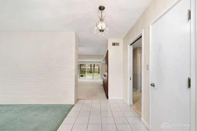 440 S Broadmoor Boulevard, Springfield, OH 45504