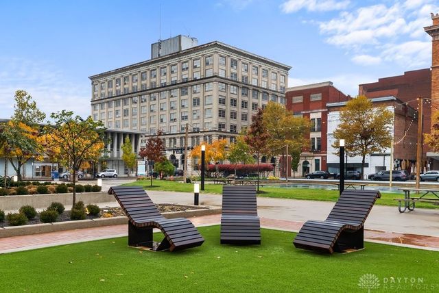 440 S Broadmoor Boulevard, Springfield, OH 45504