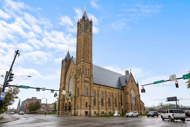 440 S Broadmoor Boulevard, Springfield, OH 45504