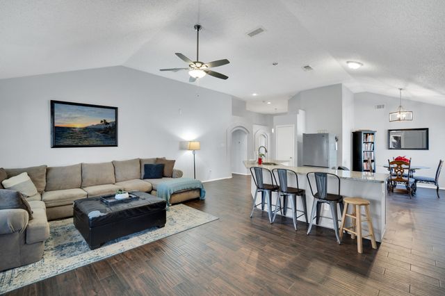 9229 Nightingale Drive, Fort Worth, TX 76123