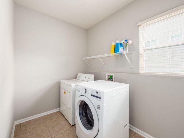 7915 Fargo Lane, Delaware, OH 43015