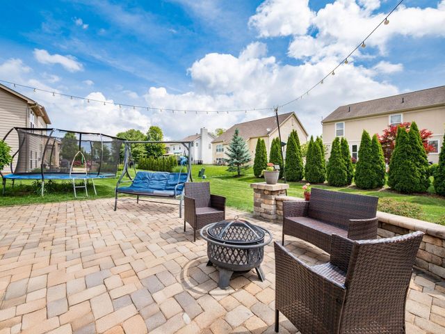 7915 Fargo Lane, Delaware, OH 43015