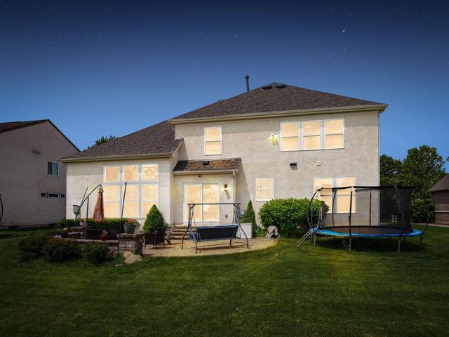 7915 Fargo Lane, Delaware, OH 43015