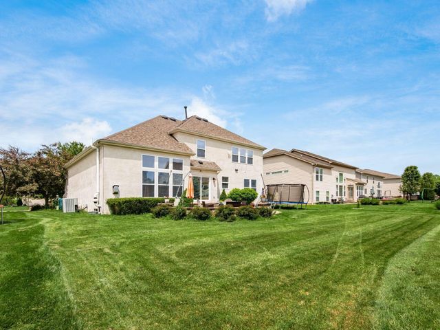 7915 Fargo Lane, Delaware, OH 43015