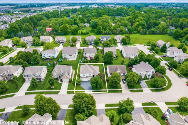 7915 Fargo Lane, Delaware, OH 43015