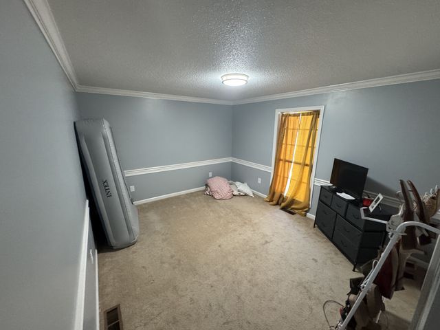 211 Woodland Dr, Shelbyville, TN 37160