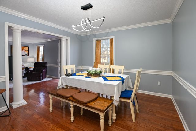 211 Woodland Dr, Shelbyville, TN 37160