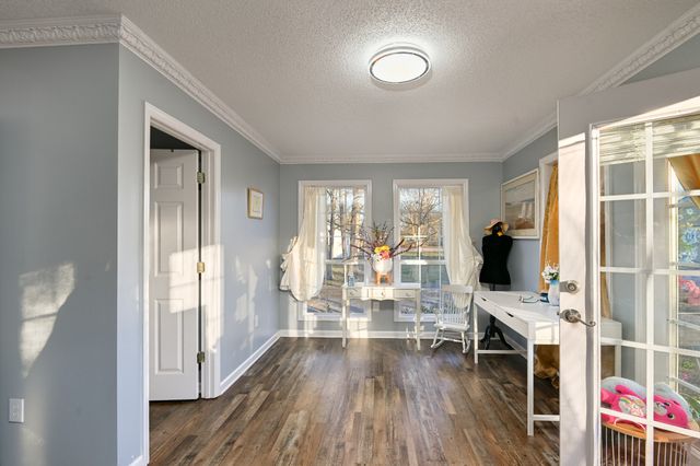 211 Woodland Dr, Shelbyville, TN 37160