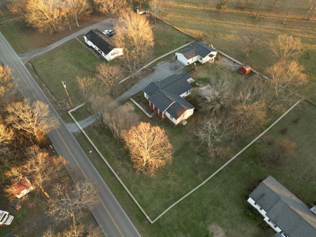 211 Woodland Dr, Shelbyville, TN 37160