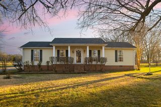 211 Woodland Dr, Shelbyville, TN 37160