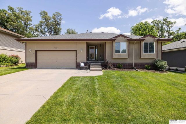13211 S 35th Avenue, Bellevue, NE 68123